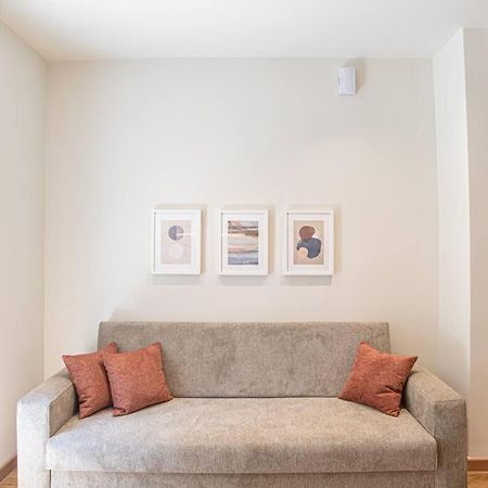 Peaceful Shelter In Athens Apartment ภายนอก รูปภาพ