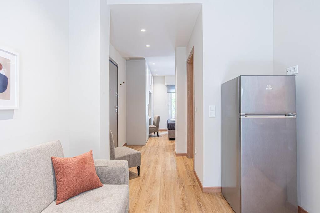 Peaceful Shelter In Athens Apartment ภายนอก รูปภาพ
