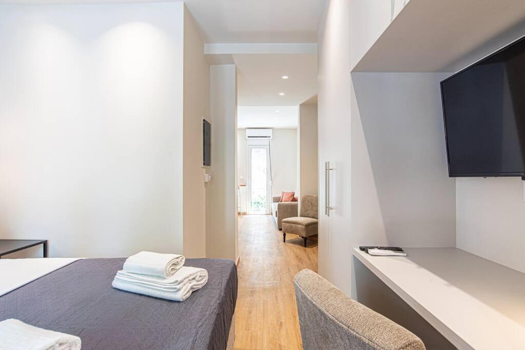 Peaceful Shelter In Athens Apartment ภายนอก รูปภาพ